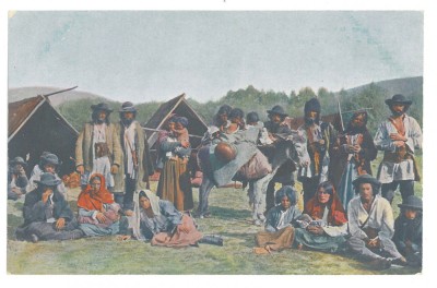 2763 - Brasov, ETHNIC, Gypsy family, Romania - old postcard - unused foto