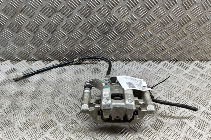 Etrier de fr&acirc;nă dreapta spate TOYOTA C-HR _X2_, _H2_ 2023 OEM: 47830-F9010 30745416