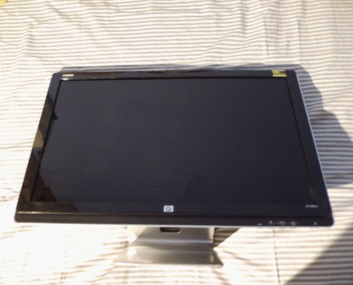 Monitor HP 2509m (25&quot;) Defect