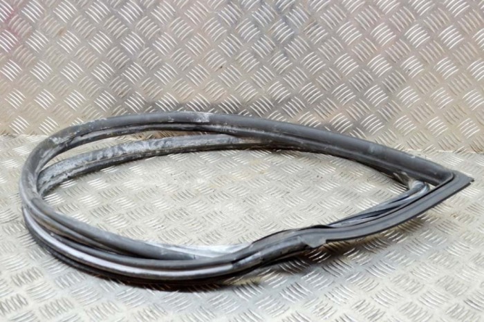 Garnitura ușă st&acirc;nga față PORSCHE CAYMAN 987 2007 OEM: 987.537.075.01,98753707501 | 13957394