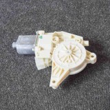 Motor macara geam ușă st&acirc;nga spate MERCEDES-BENZ E T-Model S212 2014 OEM: A20482005420130822505 3952217