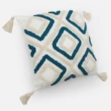 Perna decorativa bej cu model geometric tufting, 43x43 cm, CMCLASS