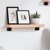 Polita perete Gossi, 40x10x4 cm, lemn masiv stejar, margine naturala, raft suspendat, blat baie/birou, suporta 20kg, culoare natur