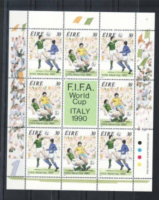 IRLANDA - SPORT C.M. FOTBAL 1990 SERIE + COLITA NESTAMPILATE foto