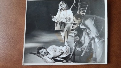 Fotografie, scena din piesa Frumosii marilor orase foto