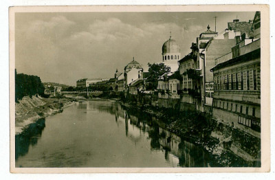 1230 - ORADEA, Synagogue and river - old postcard - used - 1915 foto