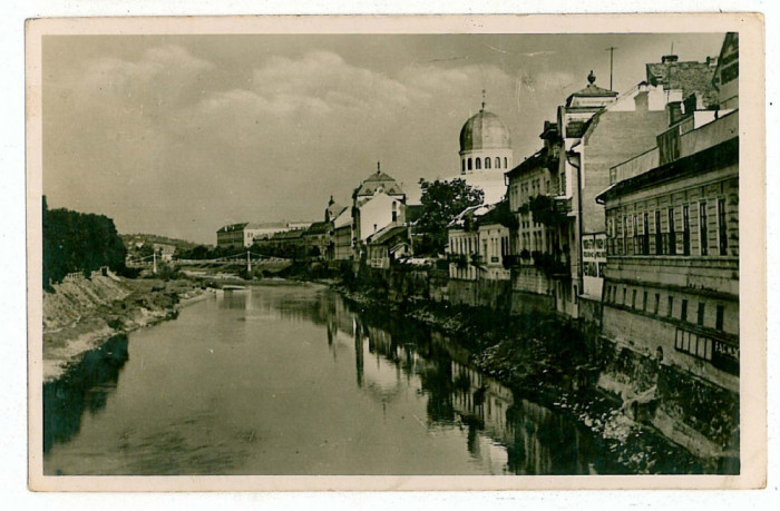1230 - ORADEA, Synagogue and river - old postcard - used - 1915