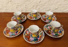 SET DE 6 CESCUTE EXPRESSO CU 6 FARFURIOARE DIN PORTELAN CHINEZESC, PICTAT MANUAL
