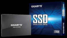 Ssd gigabyte 120 gb 2.5 internal ssd sata3 rata transfer r/w: 350/280 mb/s iops r/w: foto