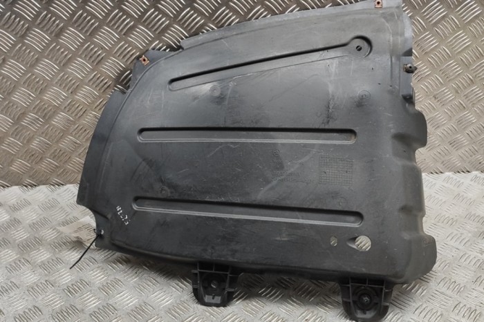 Scut motor dreapta spate SKODA SUPERB III Estate 3V5 2019 OEM: 3V0825205A 29973477