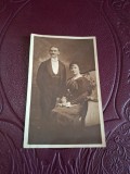 Fotografie tip carte postala , portret de familie - alb negru