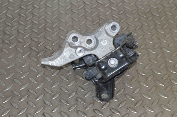 Suport motor dreapta LEXUS RX _L2_ 2020 13613878