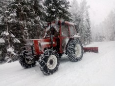 Tractor Fiat 566