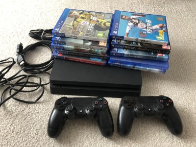 PS4 PLAYSTATION 4 Slim 500GB 2 MANETE + 10 JOCURI + CABLU HDMI foto