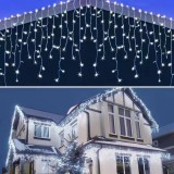 Instalatie de Craciun, tip turturi cu lumina led rosie, franjuri, 144 leduri, 4.5M, 6004R, Gimihome