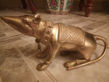 Sculptura din bronz masiv ,statueta șobolan din bronz