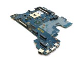 Placa de baza defecta Dell Latitude E6530 (nu afiseaza,umblat pe ea, pentru piese de schimb)