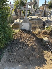 Loc de veci Cimitirul Central Bacau