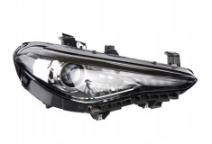 Far Alfa Romeo Giulia, 09.2016-, montare fata, dreapta, bi-xenon; cu lumini de zi tip LED; D3S; electric; cu motor; xenon; cu lumina dinamica pentru