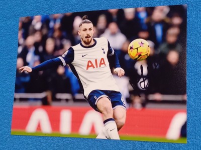Foto fotbal (de colectie) - cu semnatura originala jucatorul RADU DRAGUSIN(Romania,Tottenham) foto