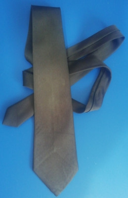 M5 - 7 - Cravata tip militar - culoare maro - piesa de colectie foto