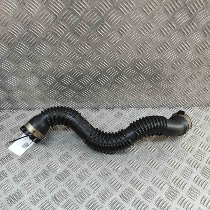 Furtun intercooler INFINITI Q30 2019 OEM: A2465200001,1051496S02