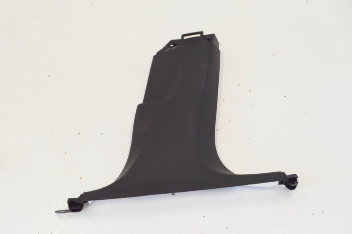 Ornament st&acirc;lp B dreapta TESLA MODEL 3 2018 OEM: 1086299-90-G 10880444