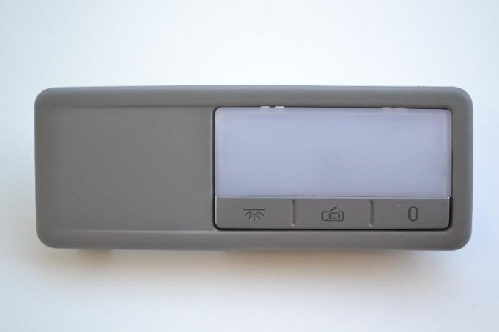 Iluminare interioară VW TOUAREG 7LA, 7L6, 7L7 2008 OEM: 7L6867486A | 1551111