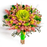 Buchet personalizabil cu flori naturale uscate si stabilizate roz-verde, rezistent peste ani