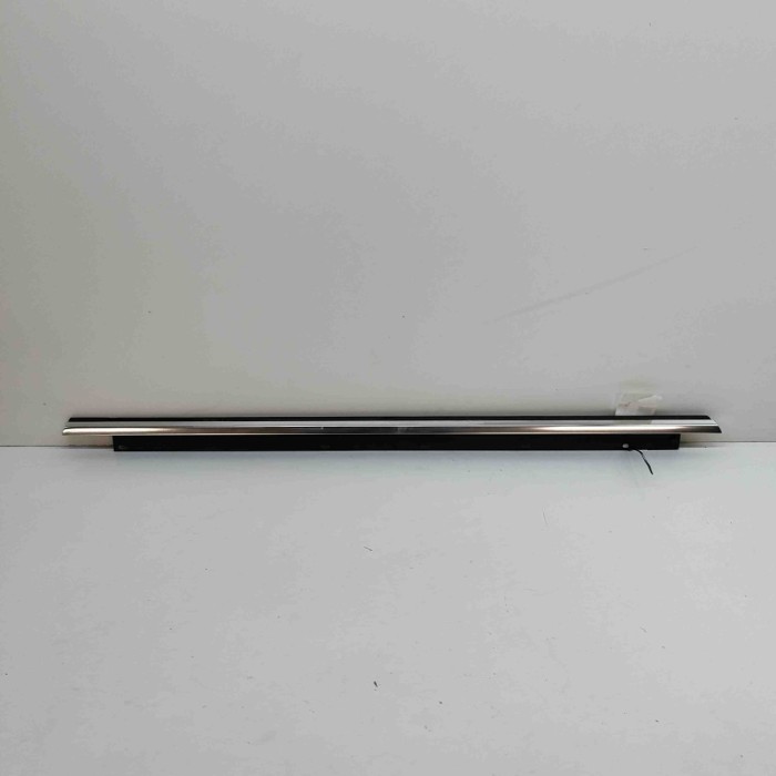 Chedar geam ușă st&acirc;nga spate AUDI A8 D3 4E2, 4E8 2006 OEM: 4E0853763