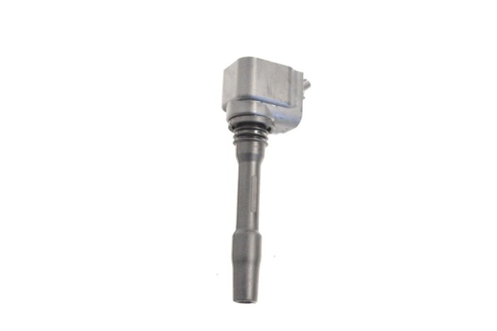 Bobina de inducție de &icirc;naltă tensiune BMW 3 F30, F80 2016 OEM: 8678438,77460003 13847654