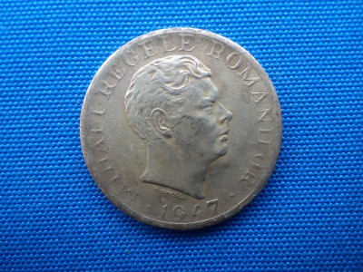 10000 LEI 1947 ( VARIANTA CU L CA I SI O INTRERUPT IN PARTEA DE SUS DIN CVANTUL ROMANILOR )-FFF RAR foto