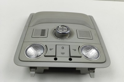 Iluminare interioară SKODA OCTAVIA III Combi 5E5 2014 OEM: 5E0867489A,5E0947105D 30641481 foto