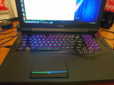 Gaming laptop MSI GT75VR 7RF foto