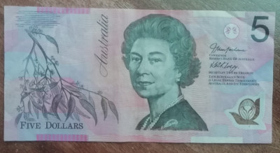 M1 - Bancnota foarte veche - Australia - 5 dolari foto