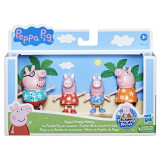PEPPA PIG SET FIGURINE FAMILIA PIG IN VACANTA, Hasbro