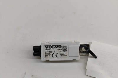 Amplificator de antena VOLVO XC60 II 246 2020 OEM: 31483914 30430428 foto