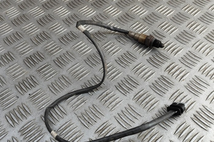 Sonda lambda FORD PUMA J2K, CF7 2022 OEM: L1B1-9G444-AD | 31865689