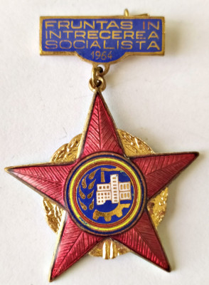INSIGNA FRUNTAS IN INTRECEREA SOCIALISTA 1964 foto