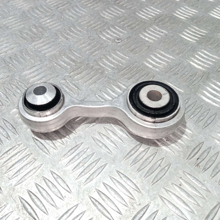 Brat suspensie spate stanga/dreapta&nbsp;Bmw F10 F07 F12 F13