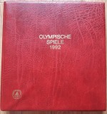 Clasor timbre (Binder) - Jocurile Olimpice 1992, gol, cu 16 inele, coperți cu burete, 70 de pagini