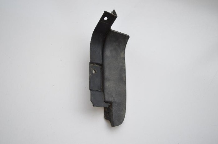Aparatoare noroi st&acirc;nga spate AUDI A4 8E2, B6 2005 OEM: 8E0853833 1993558