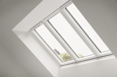 Fereastra mansarda VELUX GGLS 3in1 - maner sus 188x140 cm &amp;icirc;nvelitori plate EDS2000 cu kit BDX+BFX foto