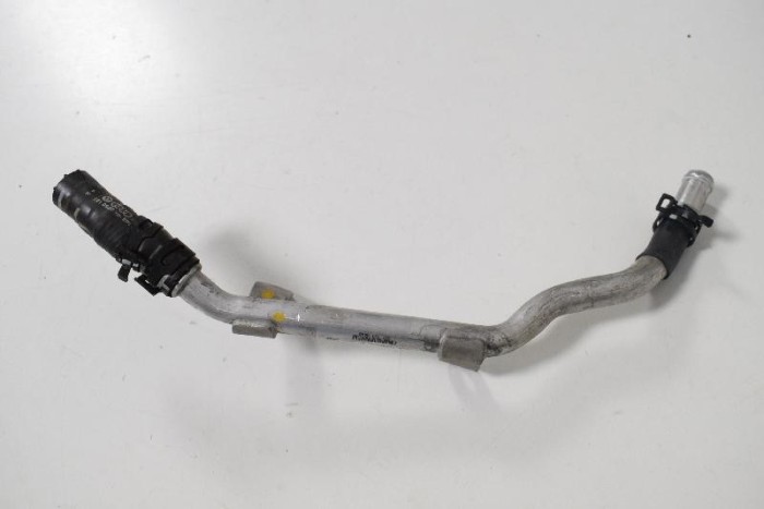 Furtun VW TOUAREG 7P5 2010 OEM: 057121064B 3361453