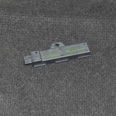 Amplificator de antena BMW 2 Coupe F22, F87 2015 OEM: 9220832 2131686 foto