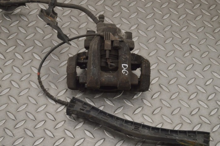 Etrier de fr&acirc;nă dreapta spate MERCEDES-BENZ R W251, V251 2006 15493639