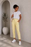Pantaloni eleganti galbeni cu dunga