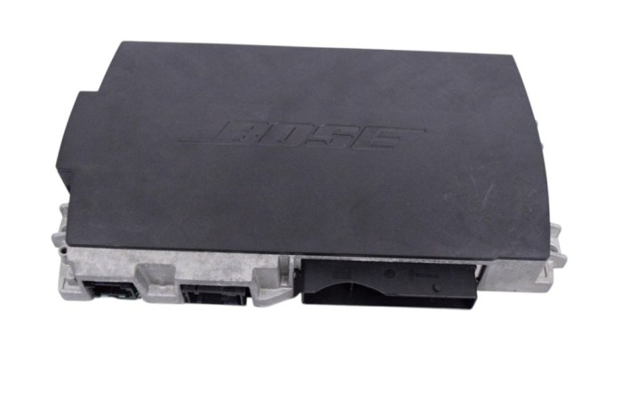 Amplificator de sunet AUDI Q3 8U 2014 OEM: 8X0035223C 28127300