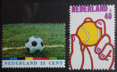 Olanda 1974 sport, minge fotbal și tenis, serie 2v nestampilata foto