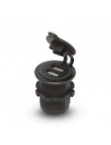 Adaptor USB instalabil in locasul brichetei lumina rosie